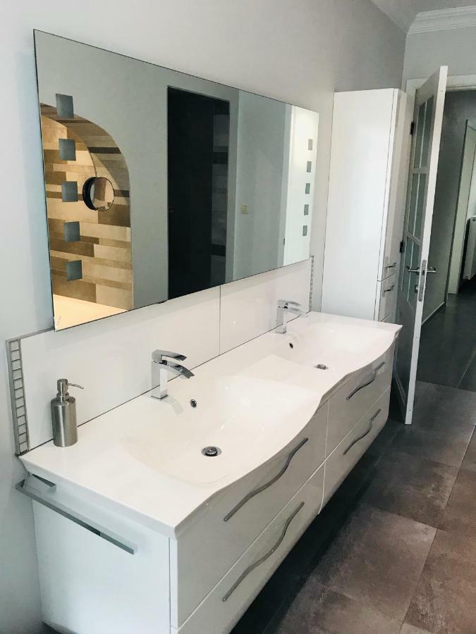 Maison Avec Jacuzzi 5Ch Verviers Bagian luar foto